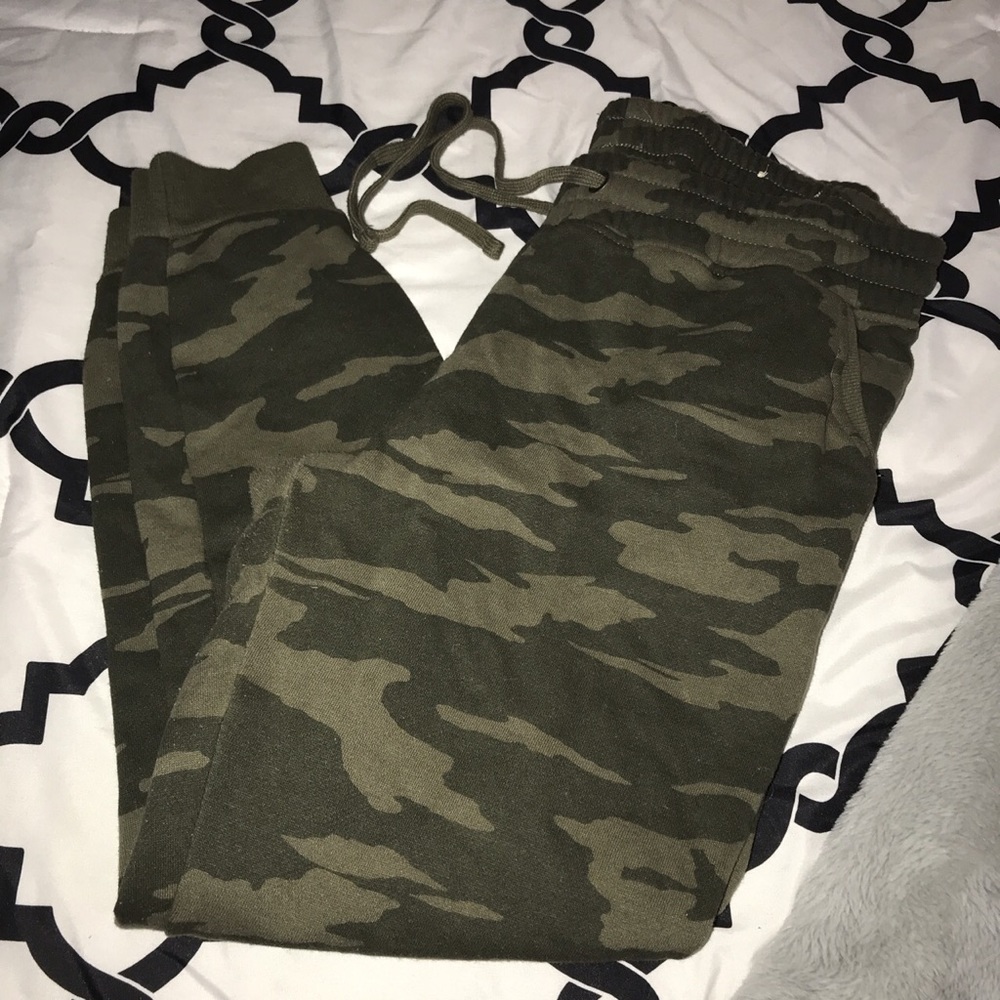 camouflage sweatpants